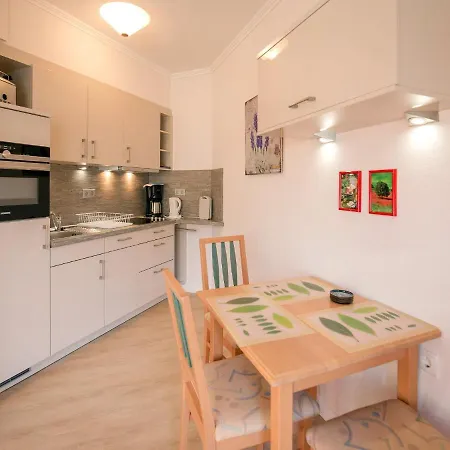 아파트 Duenenpark - Komfortplus Mit 1 Schlafzimmer Und Balkon Im Dachgeschoss 010